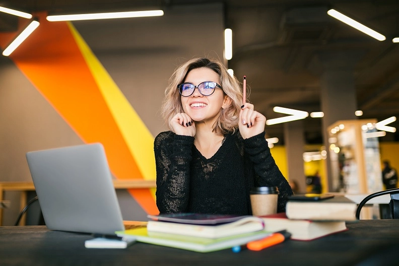 How to Run a Blog for an Online Store: The Benefits and Advantages of a Blog for Promoting Your Online Store